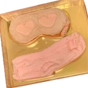 fuzzy sock & eye mask pink hearts girly diva Valentine’s Day gift set new in box